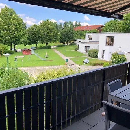 Maurers Schlierseetraum Nummer 5 Mit Ca 70 Qm Erfreut Urlauber Auf Hohem Niveau Ideal Fuer 4 Personen Mit Balkon Zur Gartenseite Lägenhet Schliersee