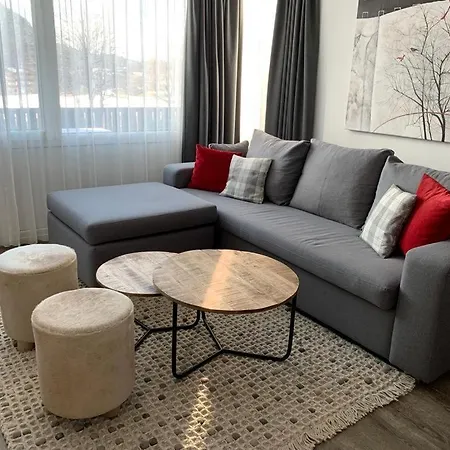 Lägenhet Maurers Schlierseetraum Nummer 5 Mit Ca 70 Qm Erfreut Urlauber Auf Hohem Niveau Ideal Fuer 4 Personen Mit Balkon Zur Gartenseite *